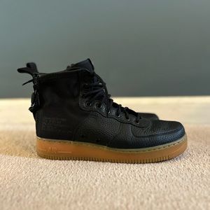 Men’s Nike urban utility